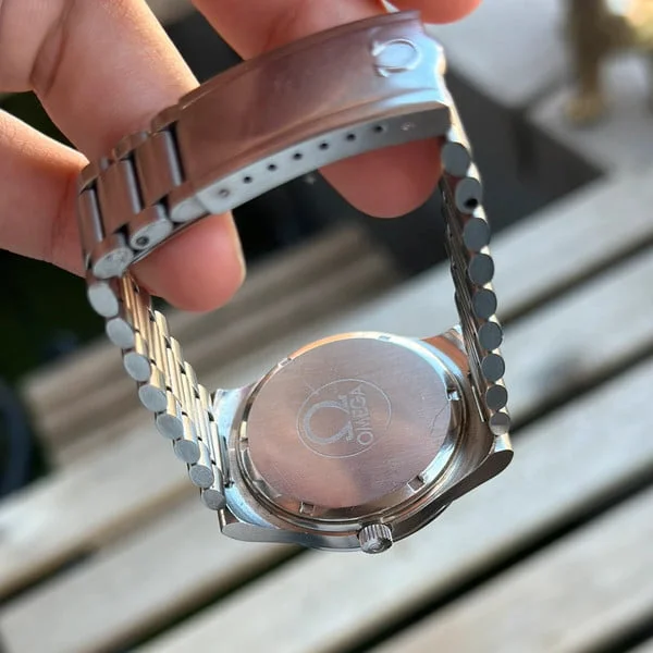 Omega Genève 136.0103