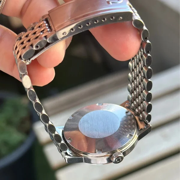 Omega Genève 166.0098
